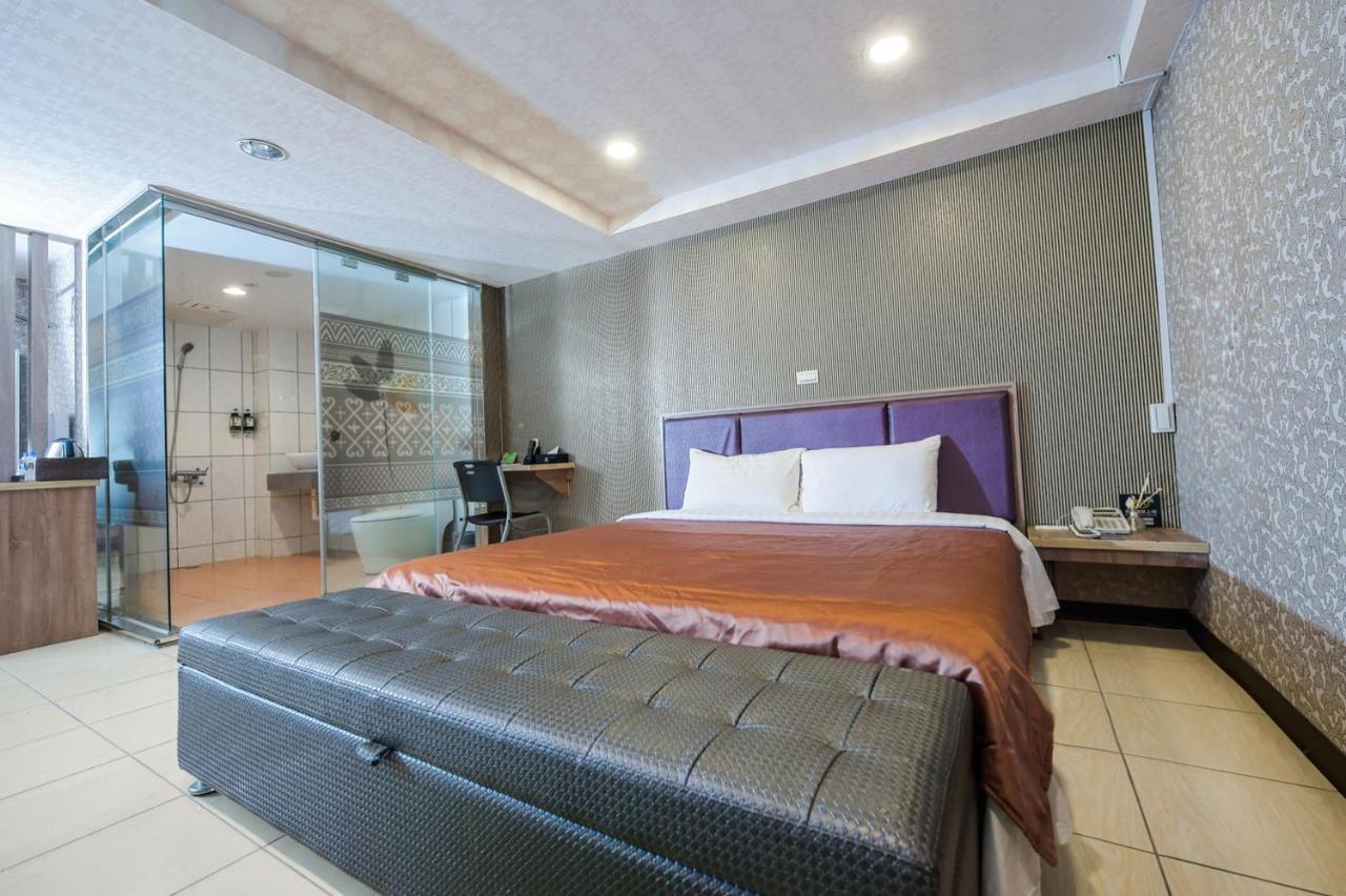 Hosin Hotel Taichung Dış mekan fotoğraf